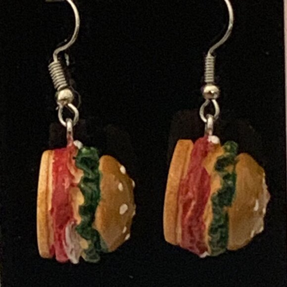 Hamburger Earring, Burger Earring, Gift Idea, Silly Earring, Funny Food Earring - Picture 2 of 5